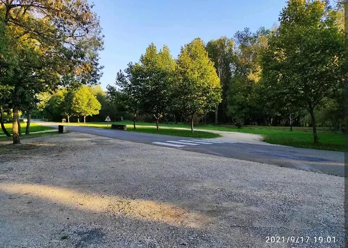 Superbe Grande Maison De Ville! *